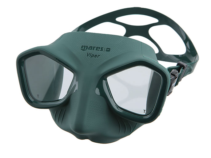 choosing the spearfishing mask